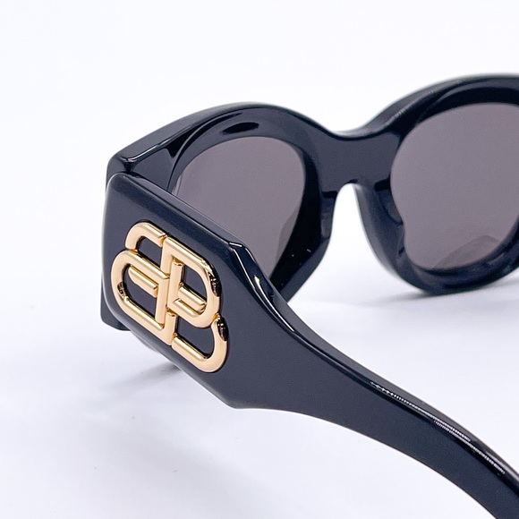 NEW BALENCIAGA BB0070S 006 OVERSIZED BLACK WOMEN SUNGLASSES BALENCIAGA - Picture 7 of 14